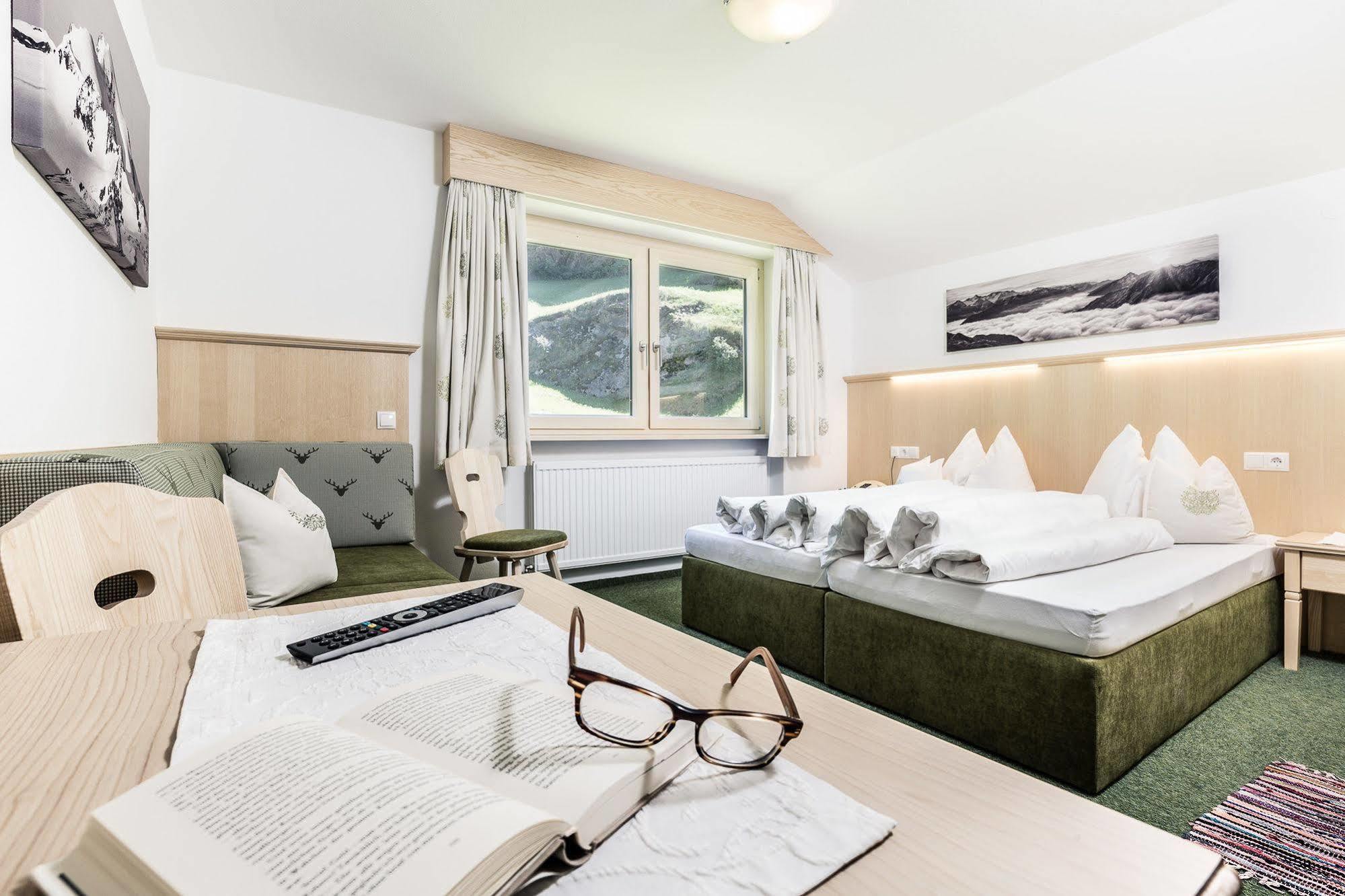 Madle - B&B Solden Bagian luar foto