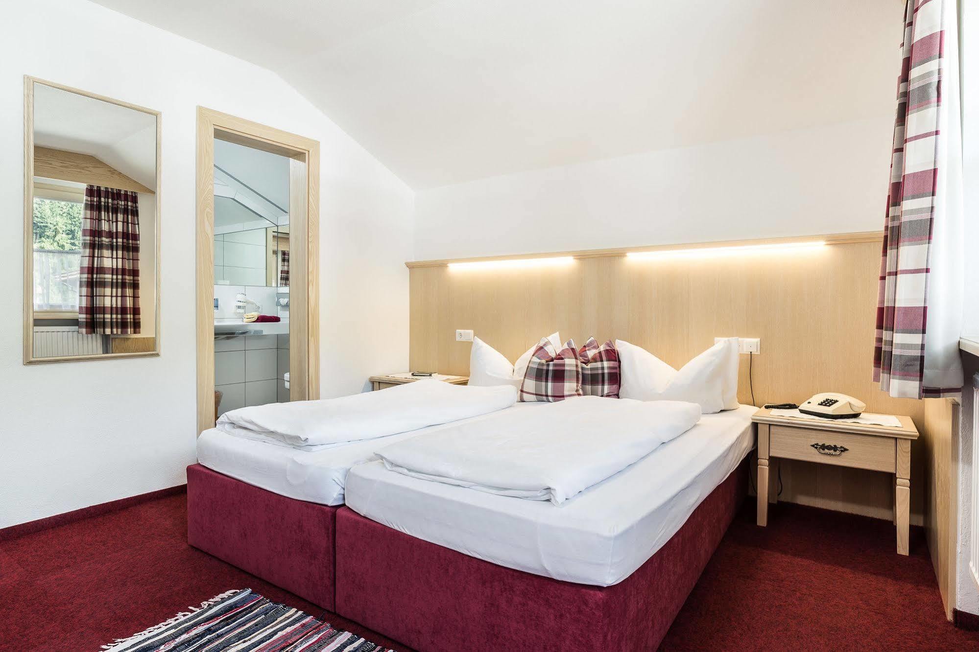 Madle - B&B Solden Bagian luar foto